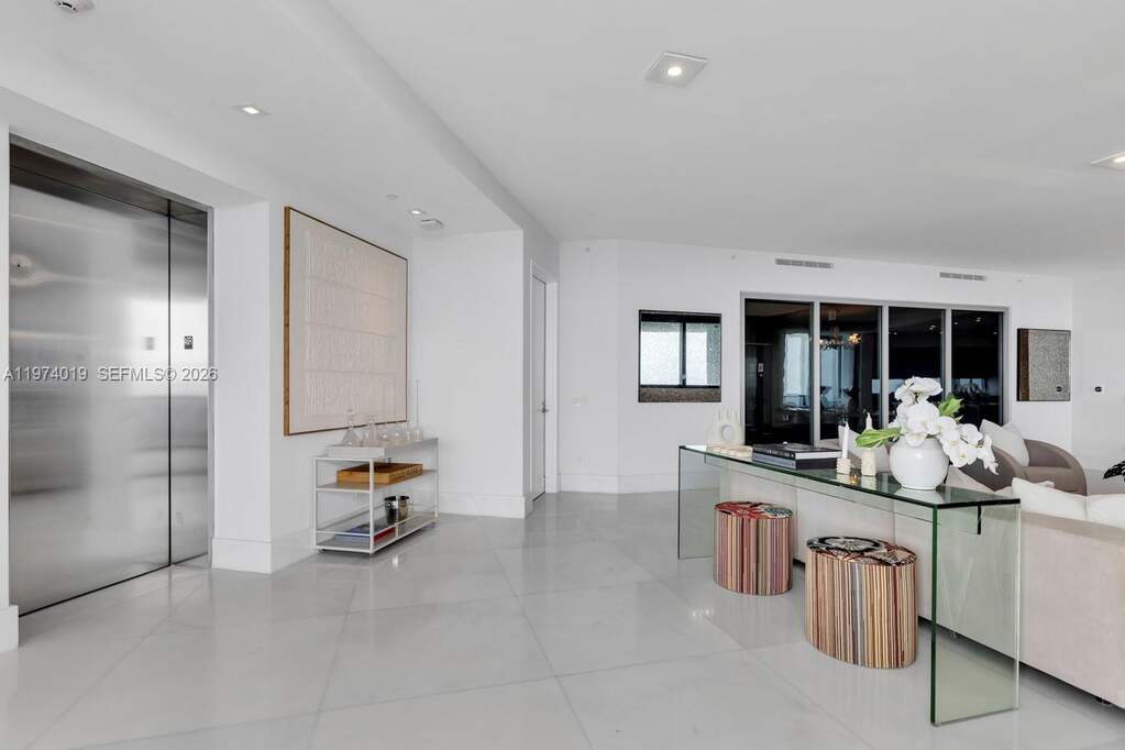 4 Bedroom Apartment/Flat's Image 7