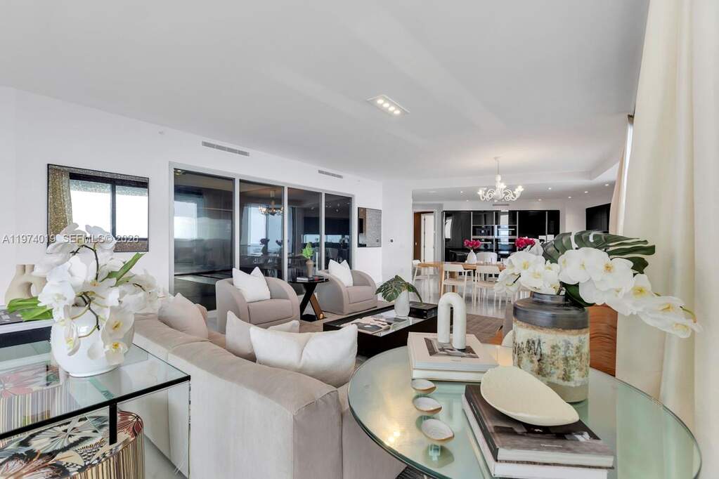 4 Bedroom Apartment/Flat's Image 10