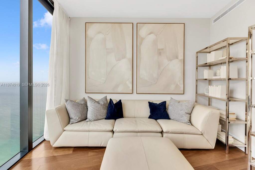 4 Bedroom Apartment/Flat's Image 34