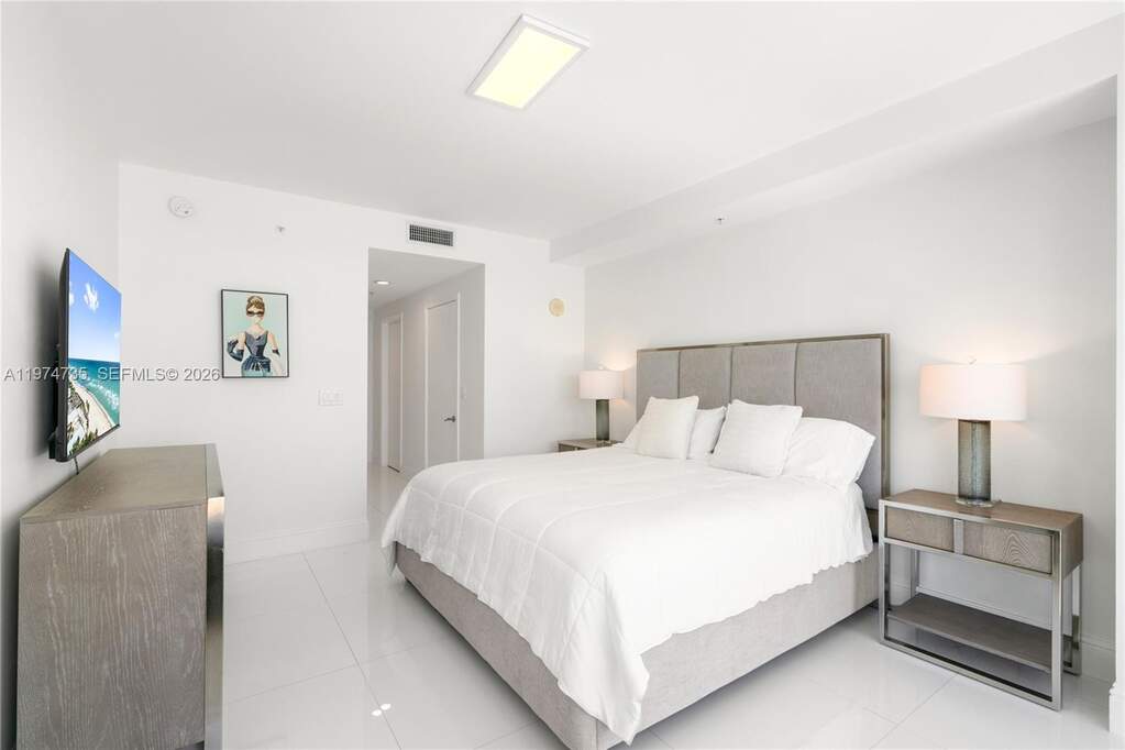 2 Bedroom Apartment/Flat's Image 11