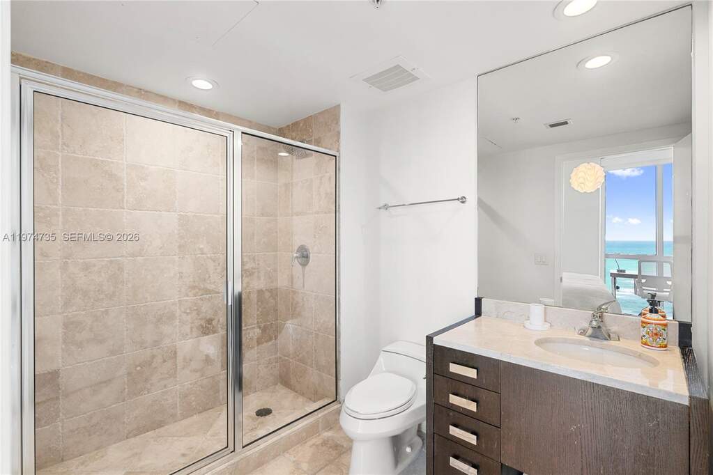2 Bedroom Apartment/Flat's Image 21