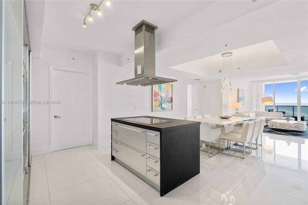 2 Bedroom Apartment/Flat's Image 3