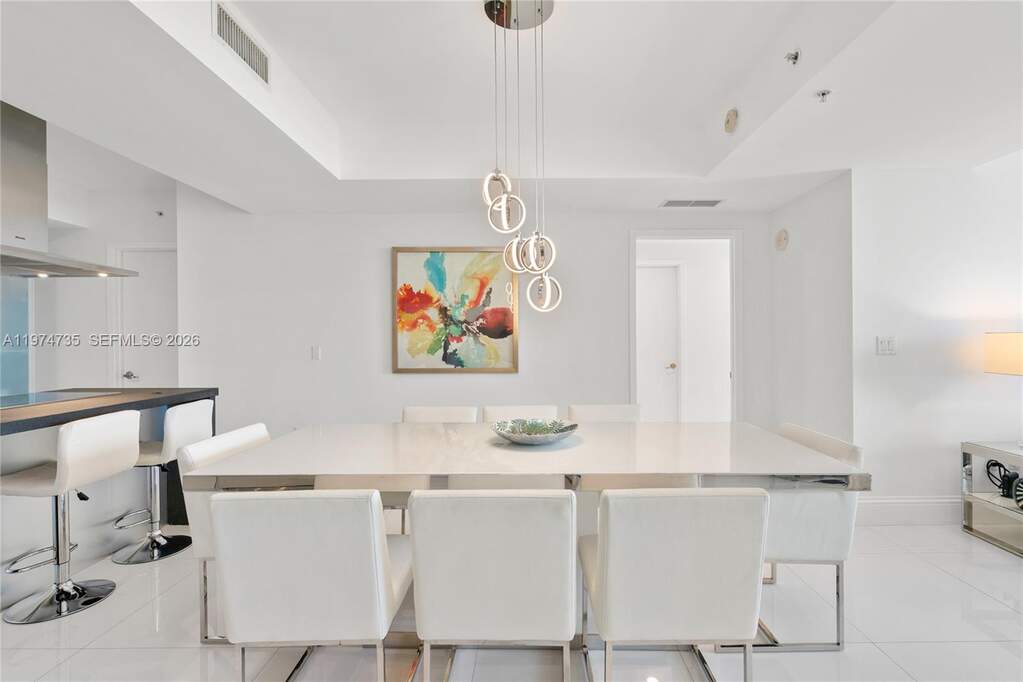 2 Bedroom Apartment/Flat's Image 6