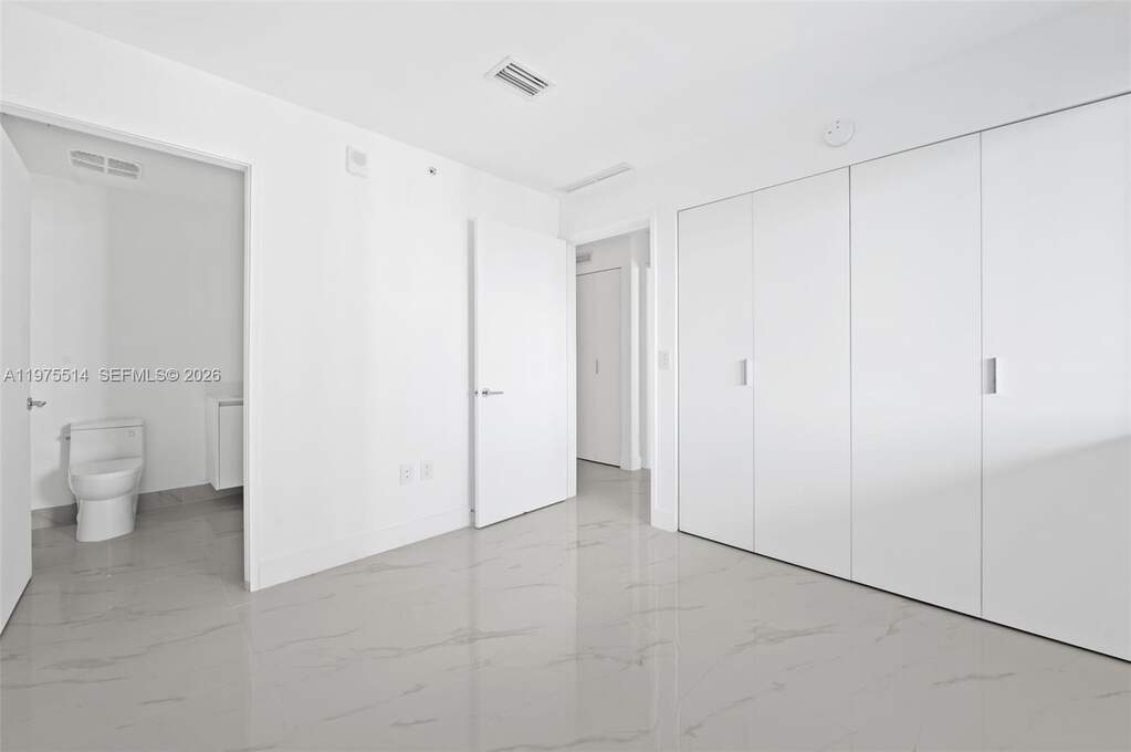 3 Bedroom Apartment/Flat's Image 17