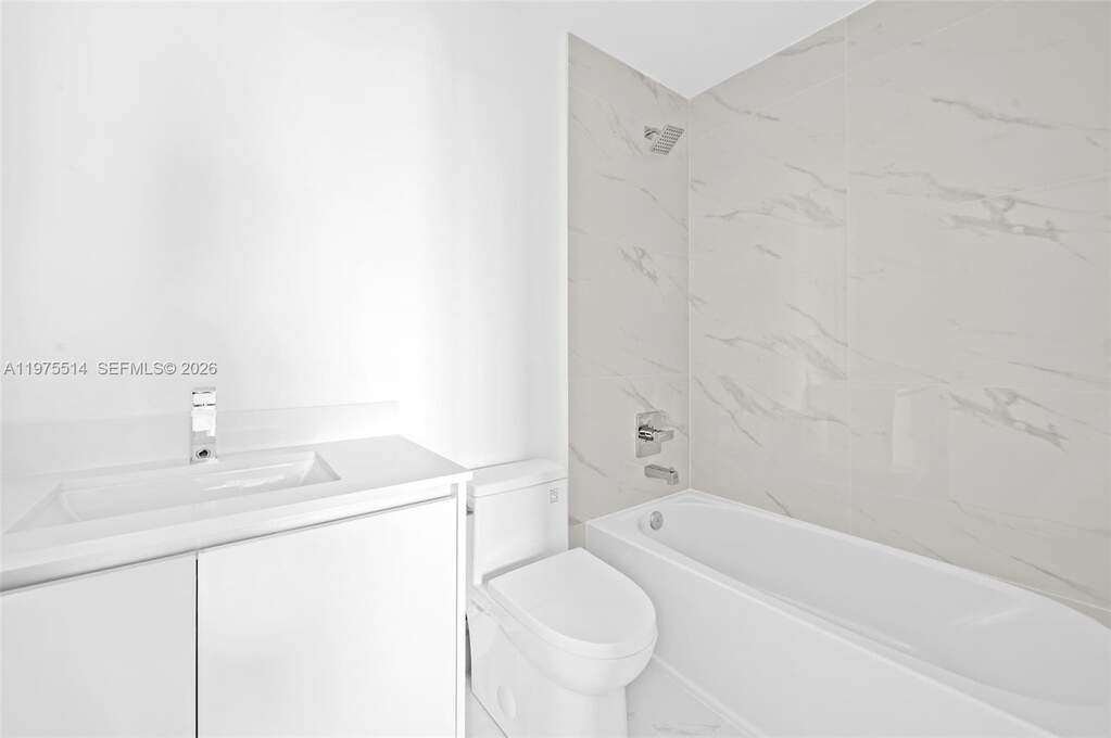 3 Bedroom Apartment/Flat's Image 18