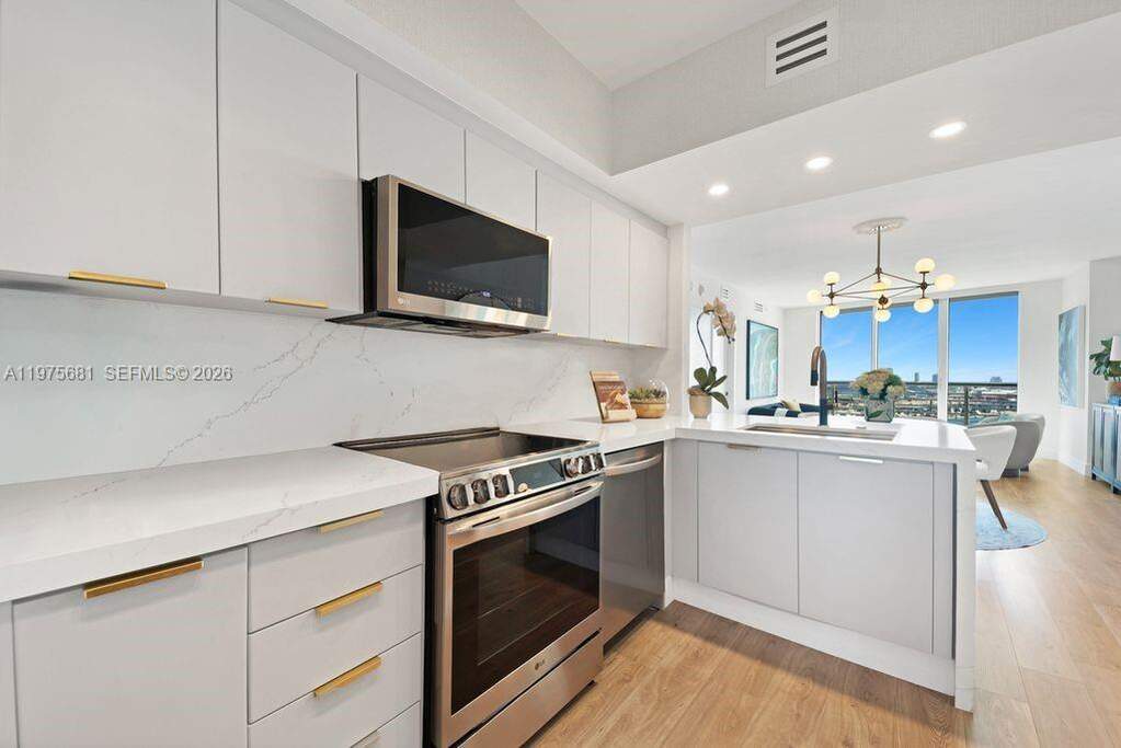 3 Bedroom Apartment/Flat's Image 4