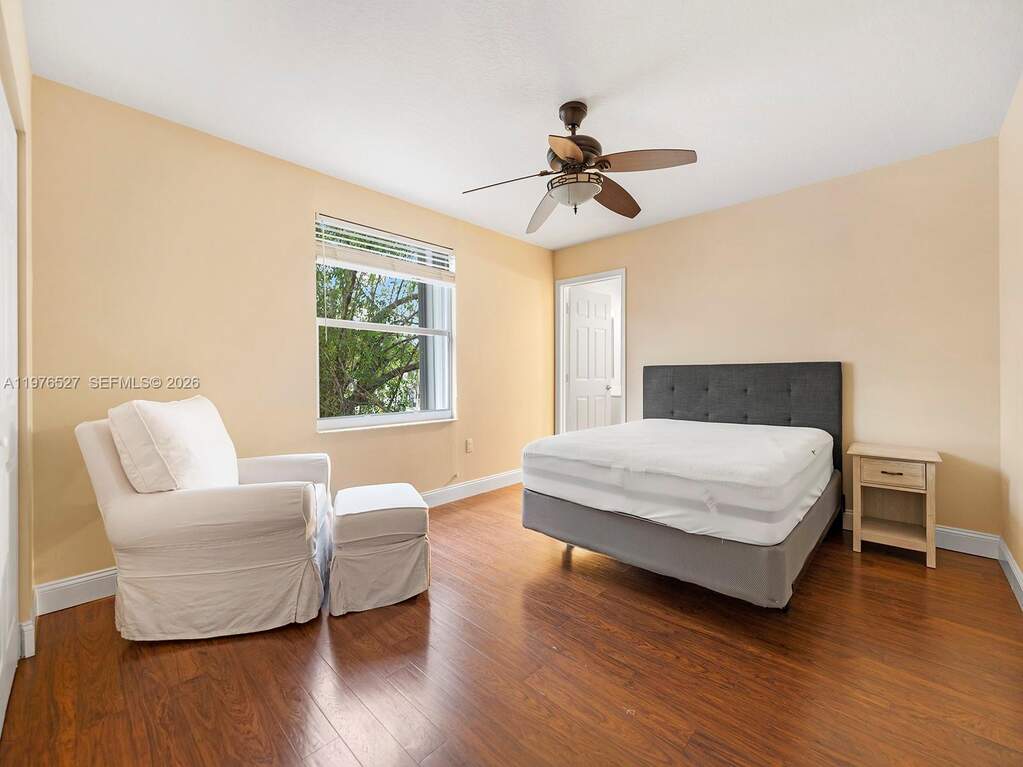 4 Bedroom Single Family Home/House's Image 22