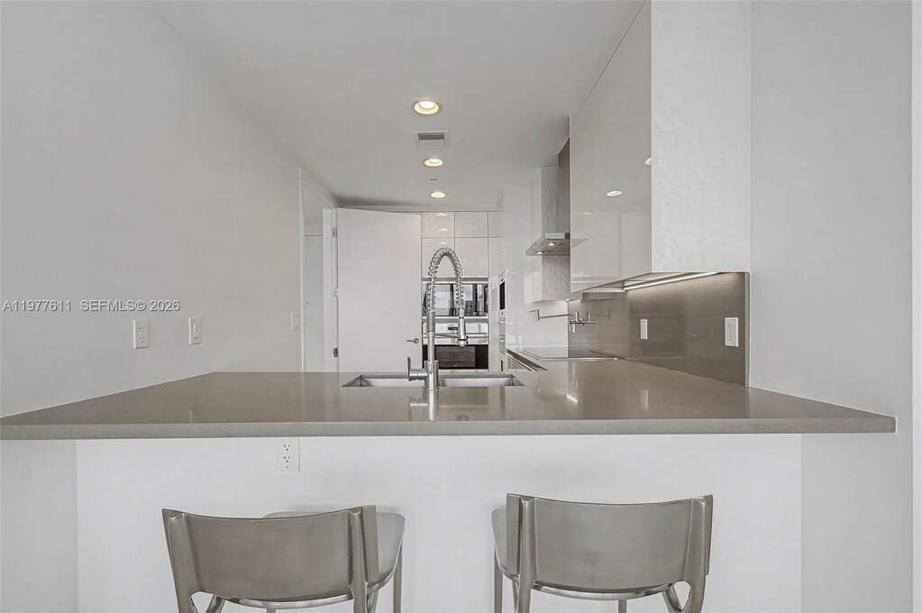 2 Bedroom Apartment/Flat's Image 20