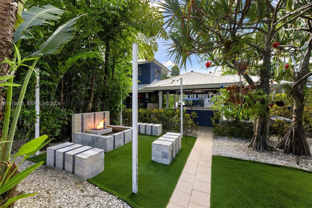 4 Bedroom Single Family Home/House's Image 27