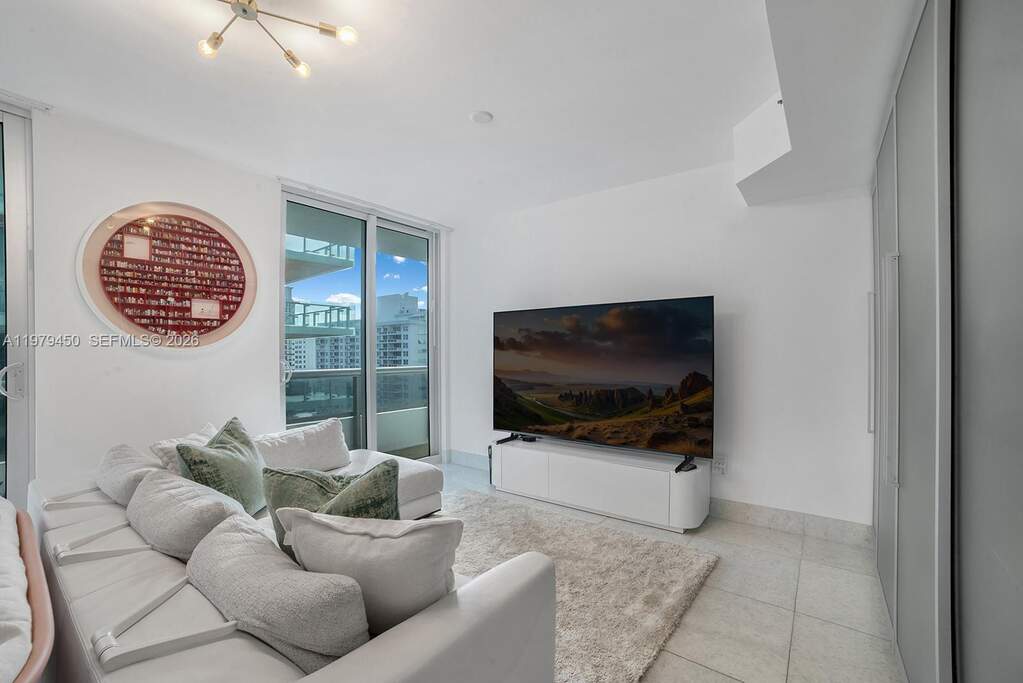 5 Bedroom Apartment/Flat's Image 16