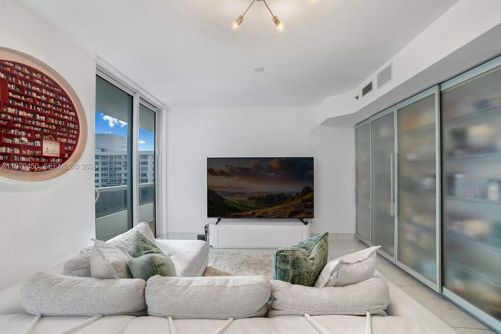 5 Bedroom Apartment/Flat's Image 17