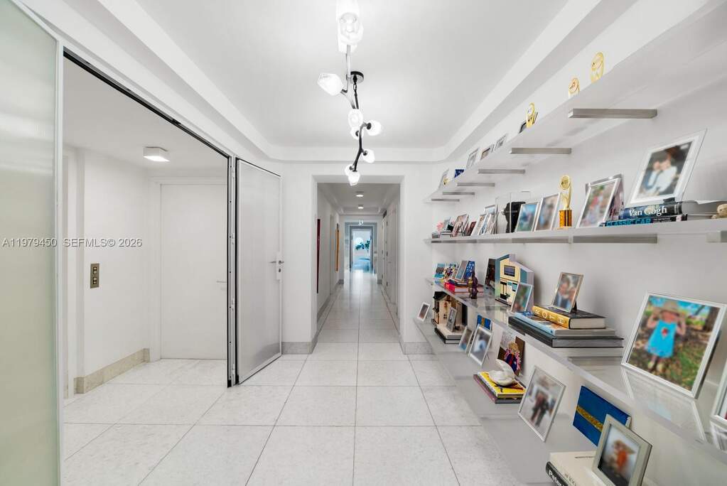 5 Bedroom Apartment/Flat's Image 18