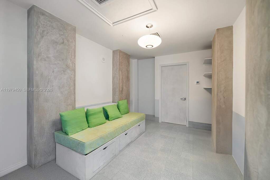 5 Bedroom Apartment/Flat's Image 29