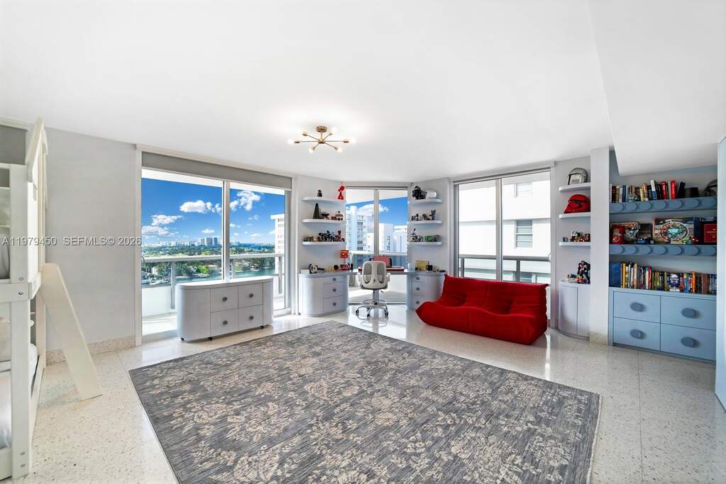 5 Bedroom Apartment/Flat's Image 31