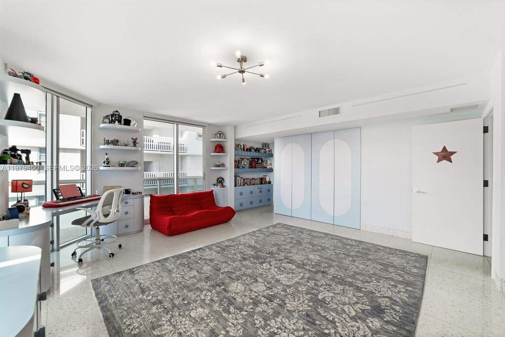 5 Bedroom Apartment/Flat's Image 33