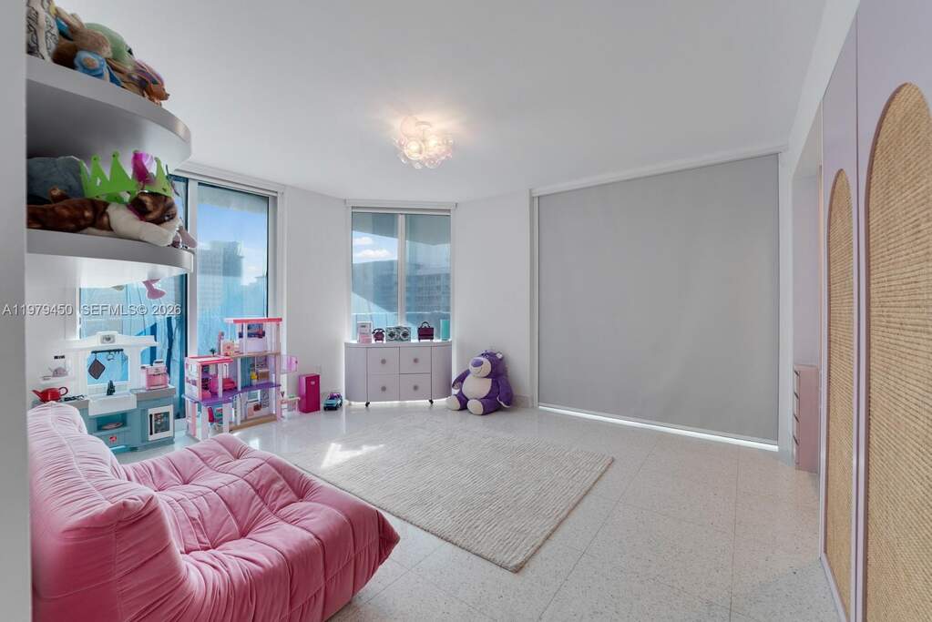 5 Bedroom Apartment/Flat's Image 36