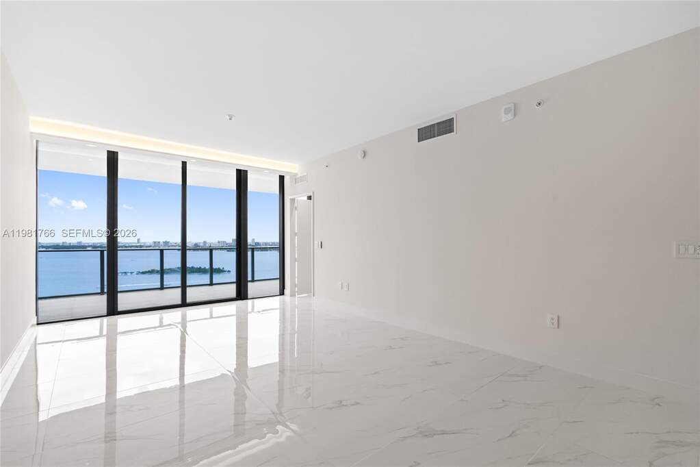 2 Bedroom Apartment/Flat's Image 16