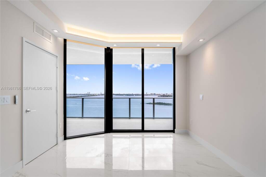 2 Bedroom Apartment/Flat's Image 22