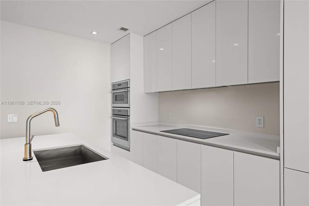 2 Bedroom Apartment/Flat's Image 37