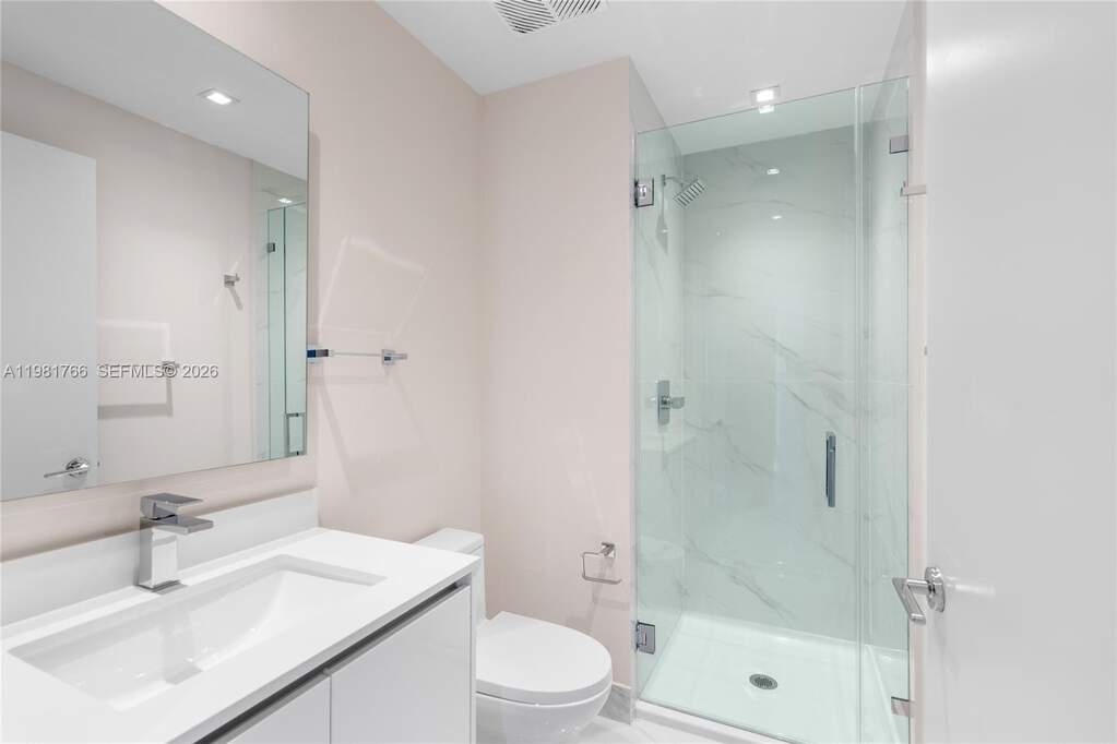 2 Bedroom Apartment/Flat's Image 54