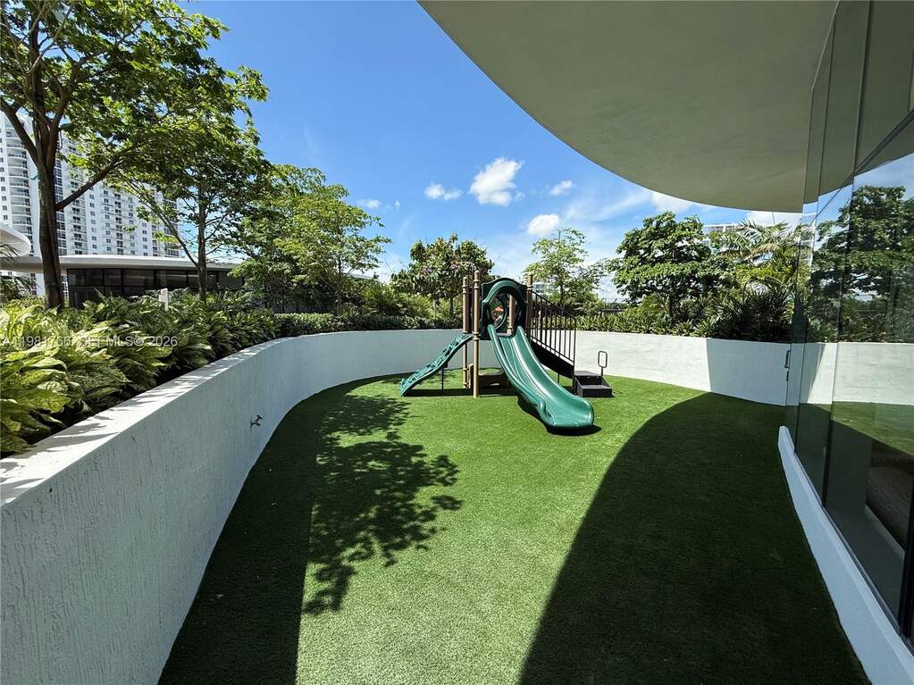 2 Bedroom Apartment/Flat's Image 70