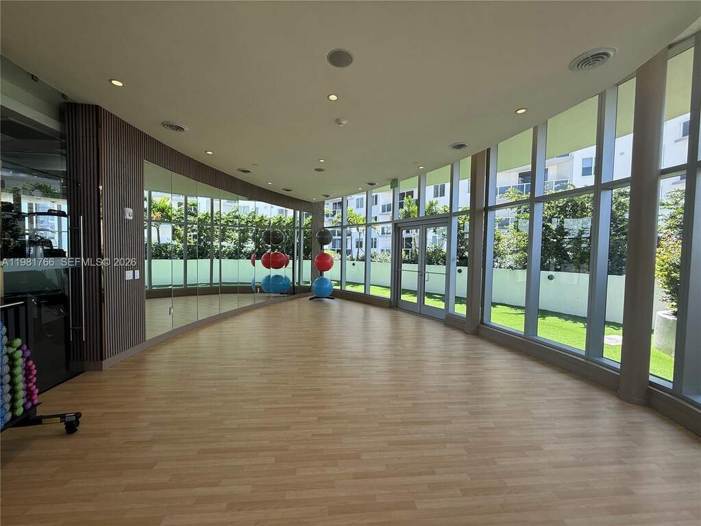 2 Bedroom Apartment/Flat's Image 79