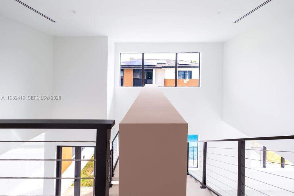 5 Bedroom Single Family Home/House's Image 16