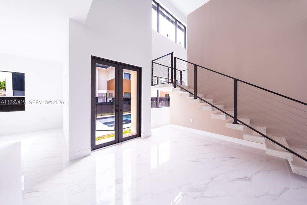 5 Bedroom Single Family Home/House's Image 21