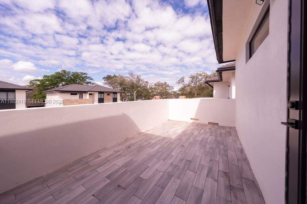 5 Bedroom Single Family Home/House's Image 43