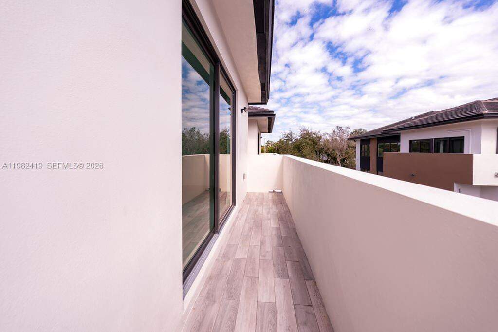 5 Bedroom Single Family Home/House's Image 47