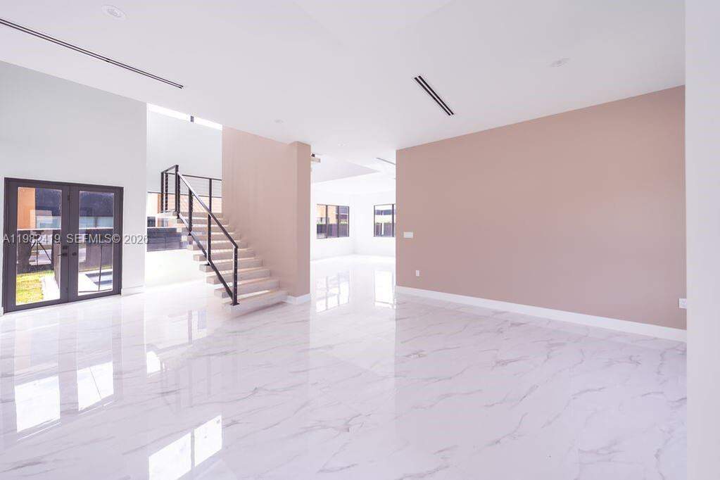 5 Bedroom Single Family Home/House's Image 49