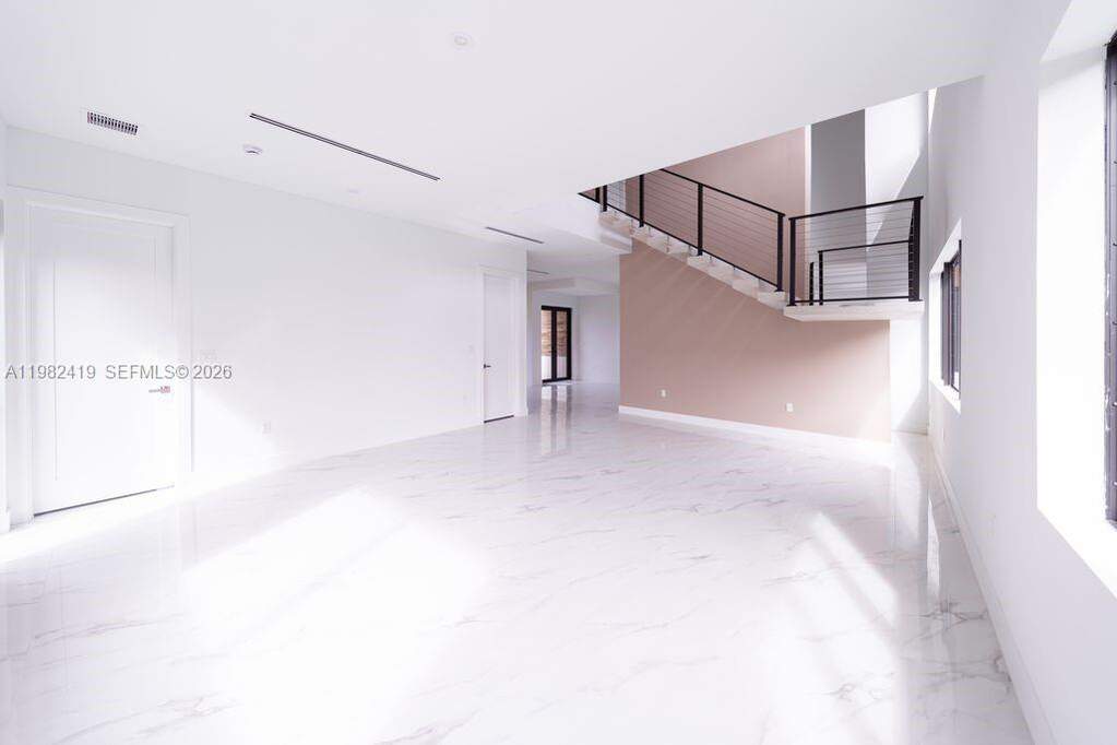 5 Bedroom Single Family Home/House's Image 52