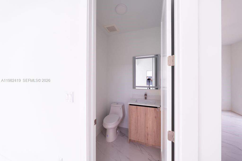 5 Bedroom Single Family Home/House's Image 56