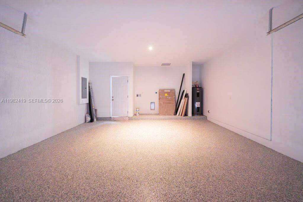 5 Bedroom Single Family Home/House's Image 59