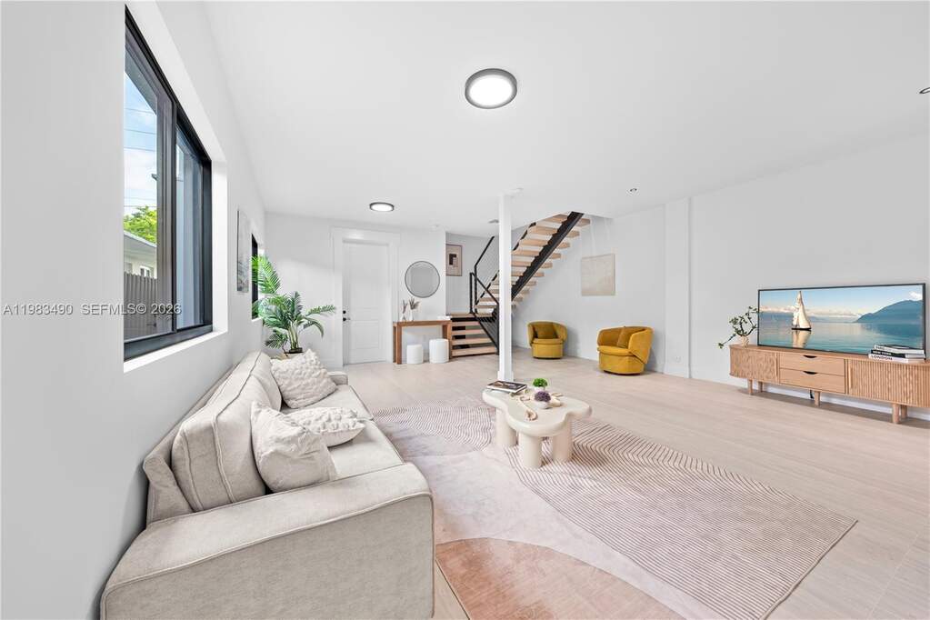 4 Bedroom Villa/Townhouse's Image 7