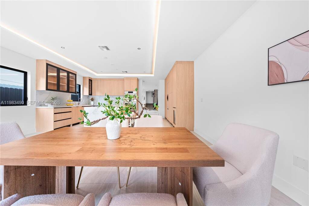 4 Bedroom Villa/Townhouse's Image 13