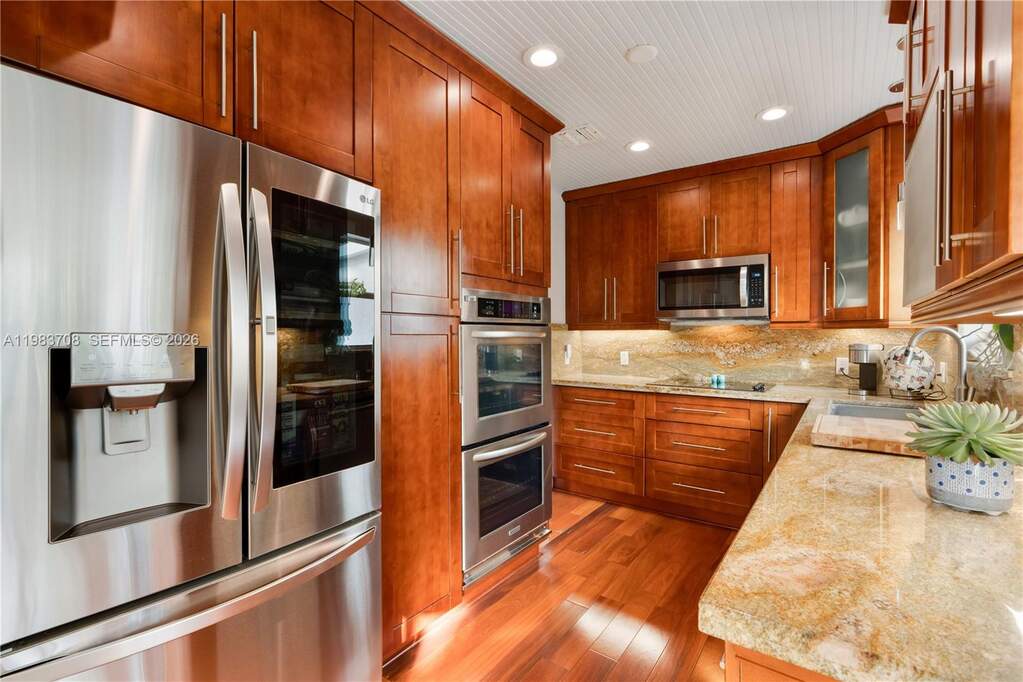3 Bedroom Single Family Home/House's Image 6