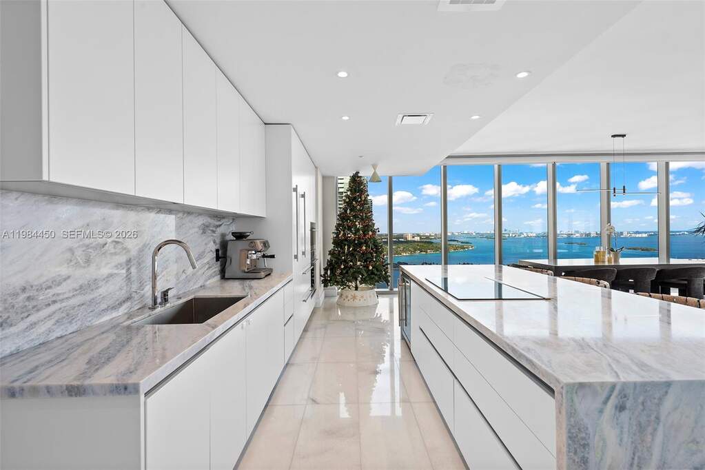 4 Bedroom Apartment/Flat's Image 7