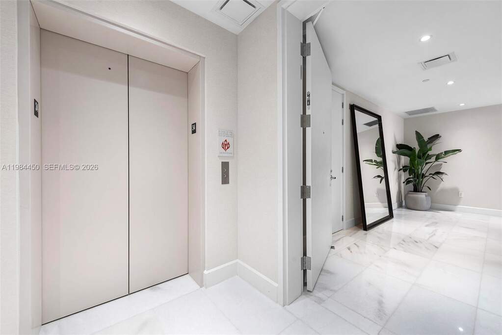 4 Bedroom Apartment/Flat's Image 31