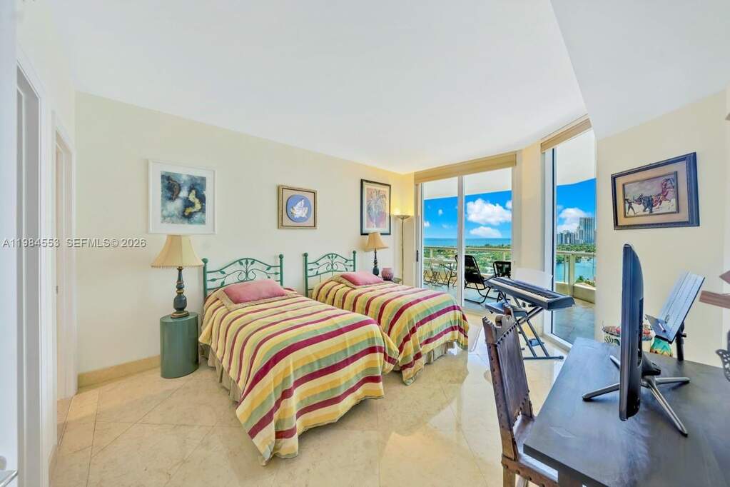 5 Bedroom Apartment/Flat's Image 33