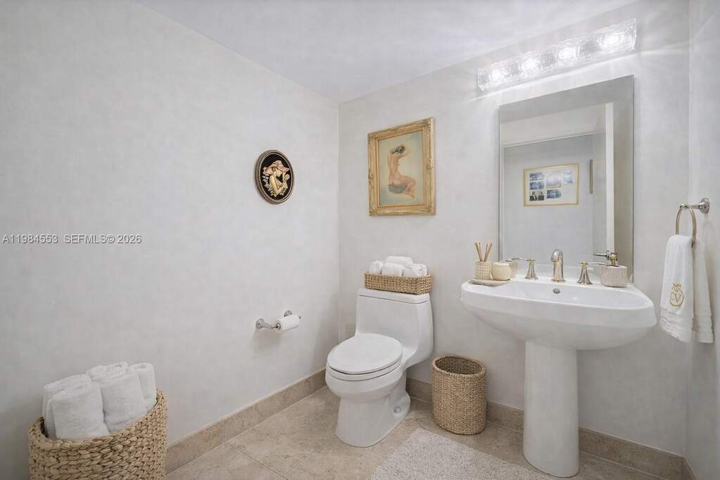 5 Bedroom Apartment/Flat's Image 44