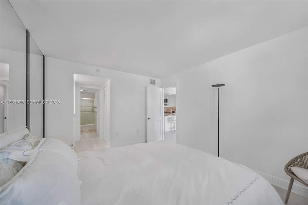 1 Bedroom Apartment/Flat's Image 16