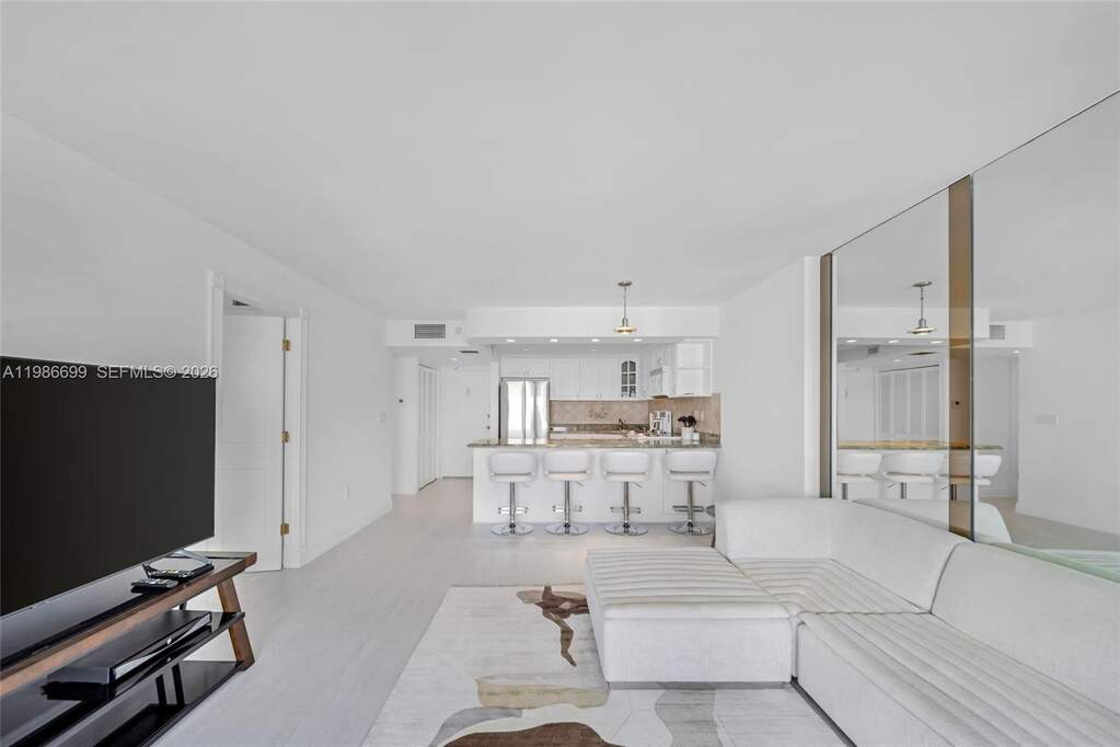1 Bedroom Apartment/Flat's Image 4
