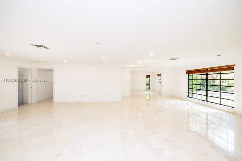 4 Bedroom Single Family Home/House's Image 11