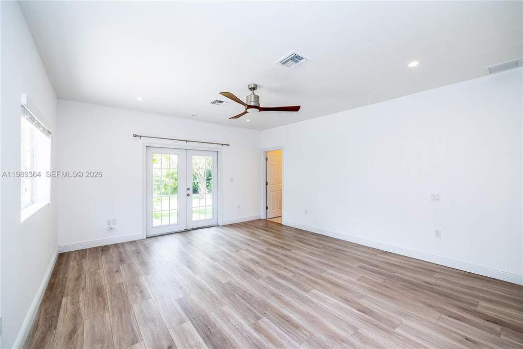 4 Bedroom Single Family Home/House's Image 26