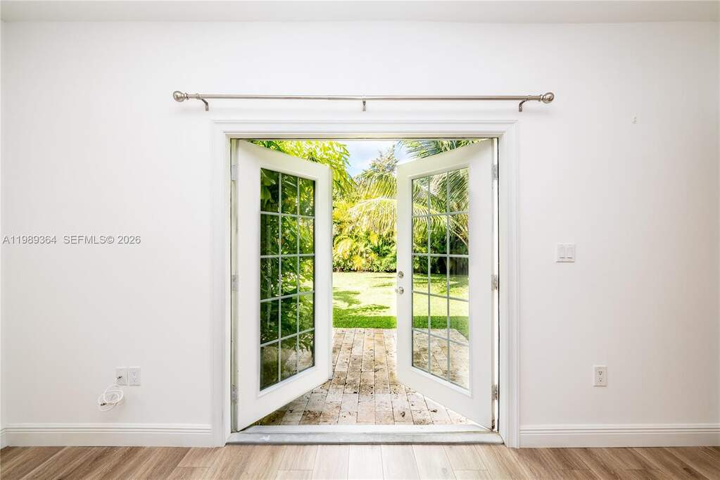 4 Bedroom Single Family Home/House's Image 31