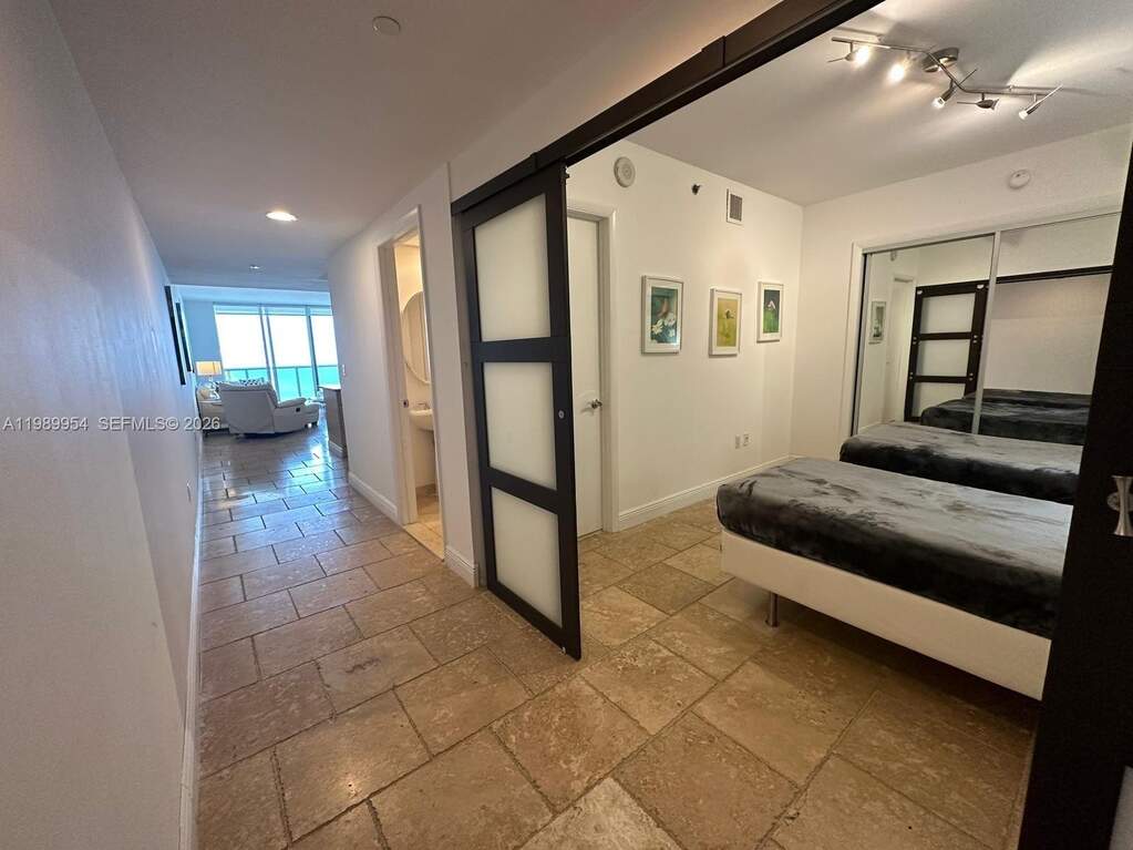 2 Bedroom Apartment/Flat's Image 13