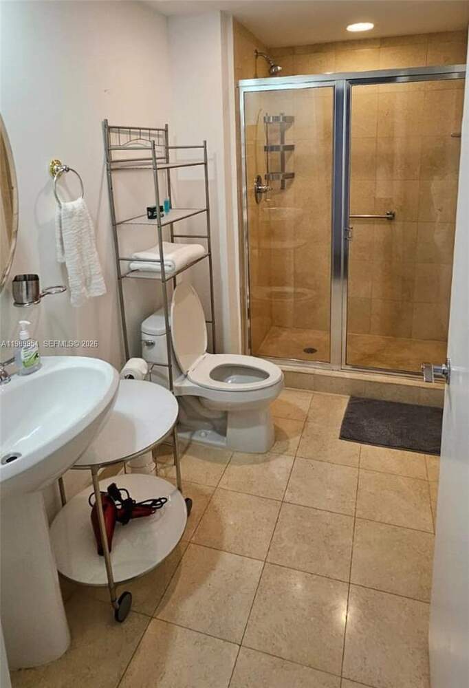 2 Bedroom Apartment/Flat's Image 18