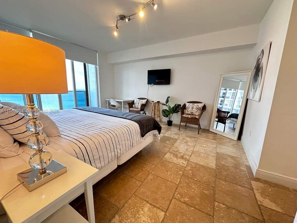 2 Bedroom Apartment/Flat's Image 21