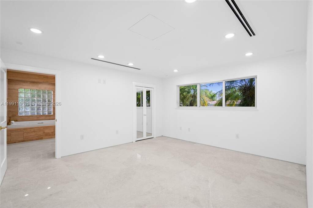 3 Bedroom Single Family Home/House's Image 15